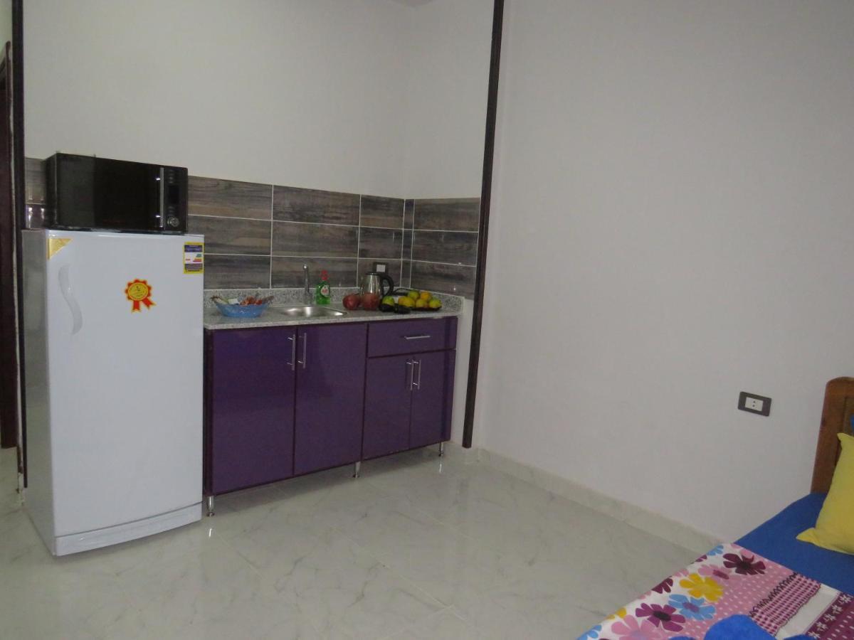 Apartment Taranto Near The Sea Redsealine ฮูร์กาดา ภายนอก รูปภาพ