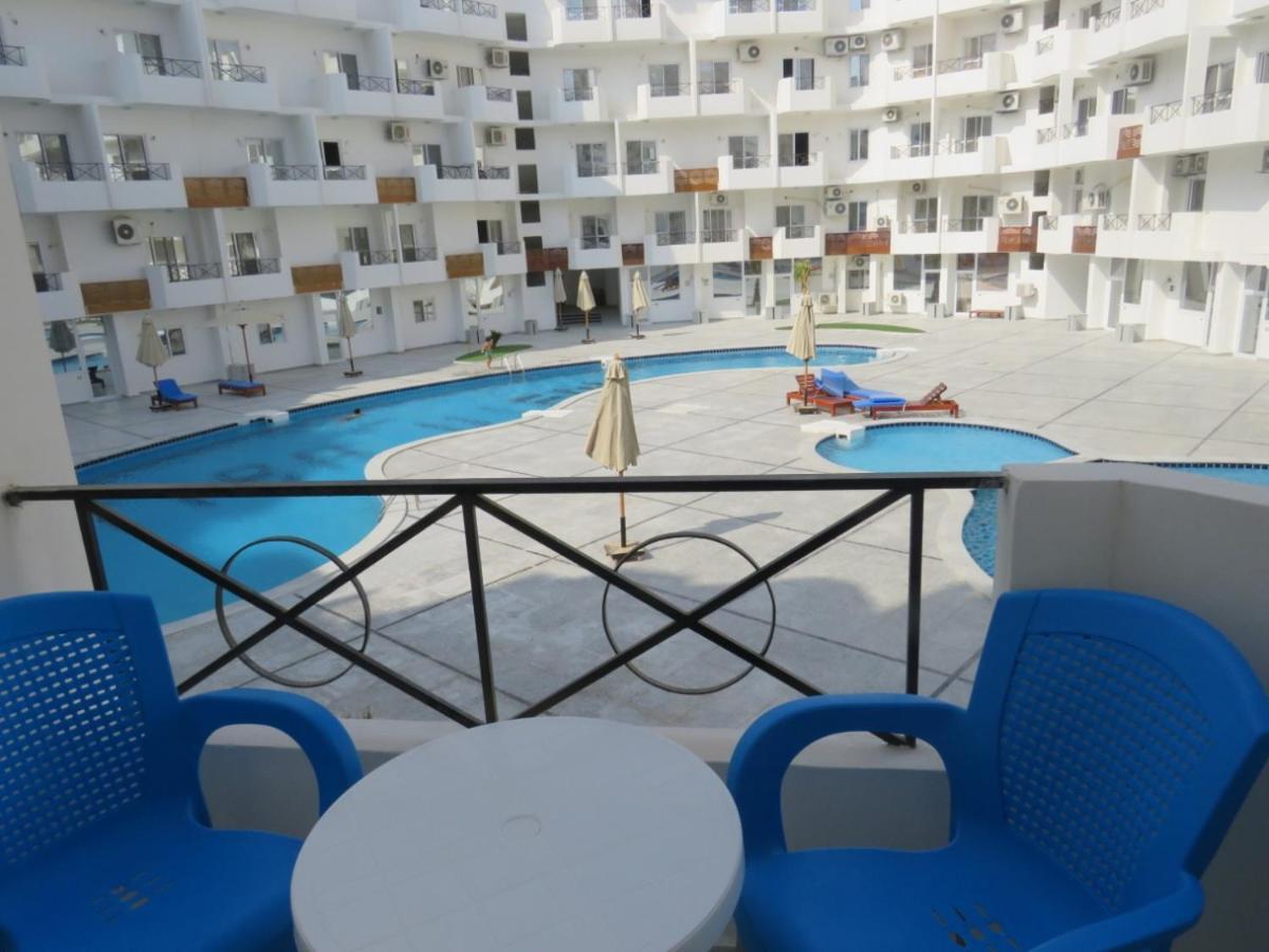 Apartment Taranto Near The Sea Redsealine ฮูร์กาดา ภายนอก รูปภาพ