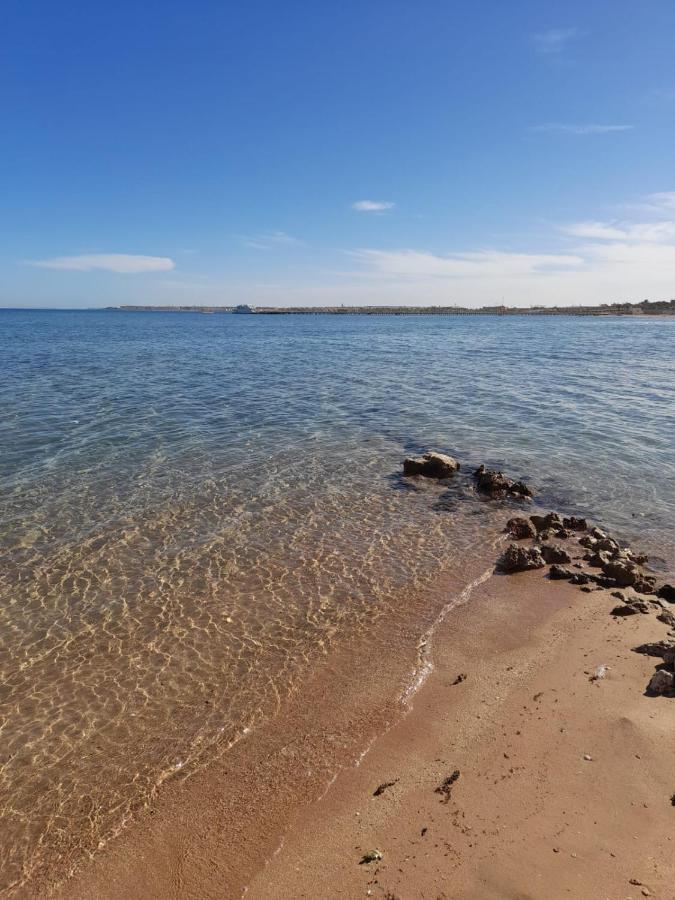Apartment Taranto Near The Sea Redsealine ฮูร์กาดา ภายนอก รูปภาพ