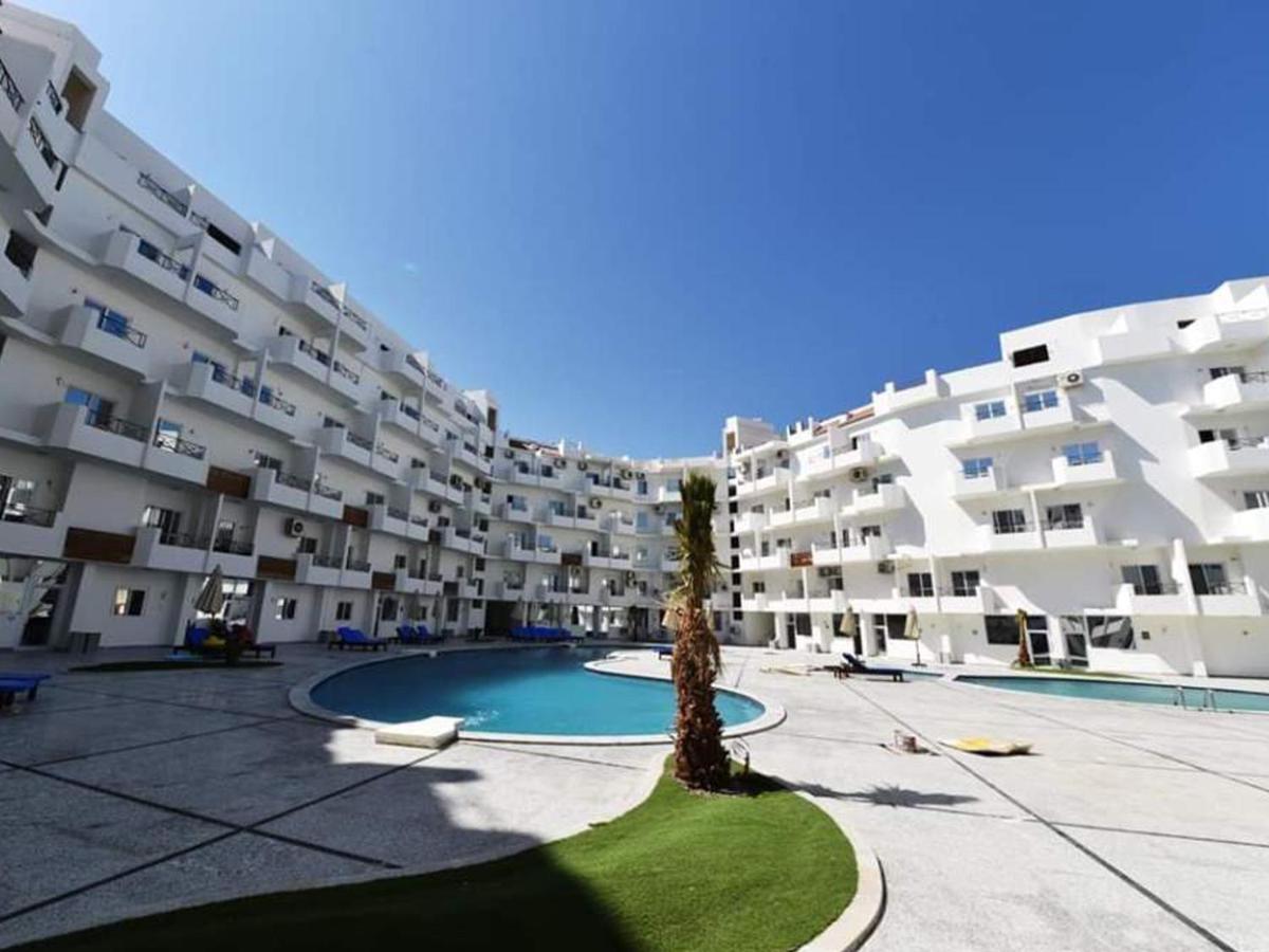 Apartment Taranto Near The Sea Redsealine ฮูร์กาดา ภายนอก รูปภาพ